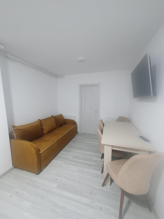 Apartament Nicole Curtea de Argeş Exteriér fotografie