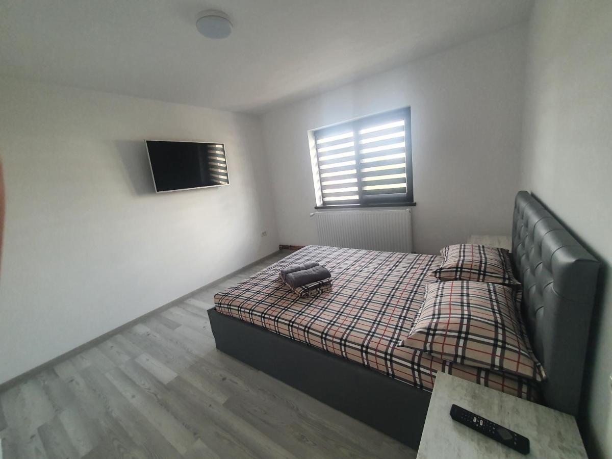 Apartament Nicole Curtea de Argeş Exteriér fotografie